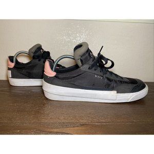 Nike Drop Type LX Men's Shoe Black/White/Zinnia/Pink Tint Size 11 (AV6697-001)